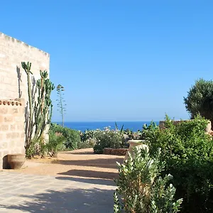 Dimora Cala Del Pozzo Couette-café
